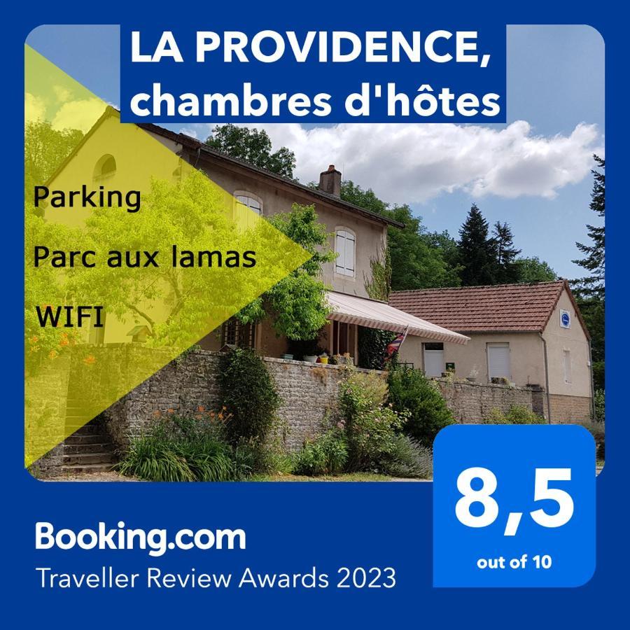 LA PROVIDENCE, chambres d'hôtes Saint-Sernin-du-Plain Exterior foto
